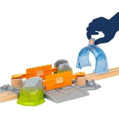Brio 33965 Smart Tech Sound Abenteuer-Bahnübergang Für Holzeisenbahn -Le Toy Van Geschäft 33965 3 Smart Tech Sound Abenteuer Bahnubergang