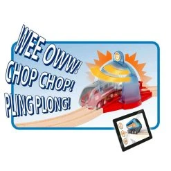 Brio 33976 Smart Tech Sound Feuerwehreinsatz Für Holzeisenbahn -Le Toy Van Geschäft 33976 3 Feuerwehreinsatz