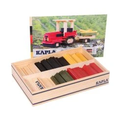 KAPLA-Holzplättchen Motivbaukasten "Traktor" 155er Kasten Pinienholz Bausteine 8 KAPLA-Holzplättchen Motivbaukasten "Traktor" 155er Kasten Pinienholz Bausteine -Le Toy Van Geschäft COF2DE 3 Traktor