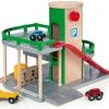 Brio 33204 Parkhaus Straßen Und Schienen Für Holzeisenbahn -Le Toy Van Geschäft brio 33204 parkhaus straben und schienen fur holzeisenbahn 33204000