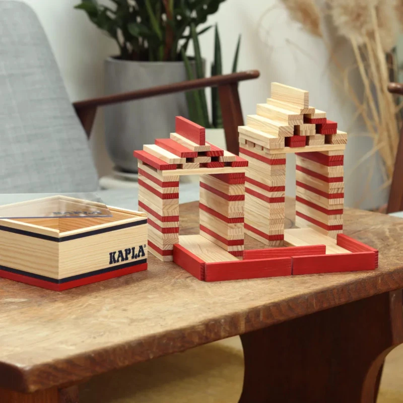 KAPLA-Holzplättchen 40er Box Rot Pinienholz Bausteine 7 KAPLA-Holzplättchen 40er Box Rot Pinienholz Bausteine – Bild 5