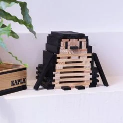 KAPLA-Holzplättchen 40er Box Schwarz Pinienholz Bausteine -Le Toy Van Geschäft kapla 40er schwarz 3